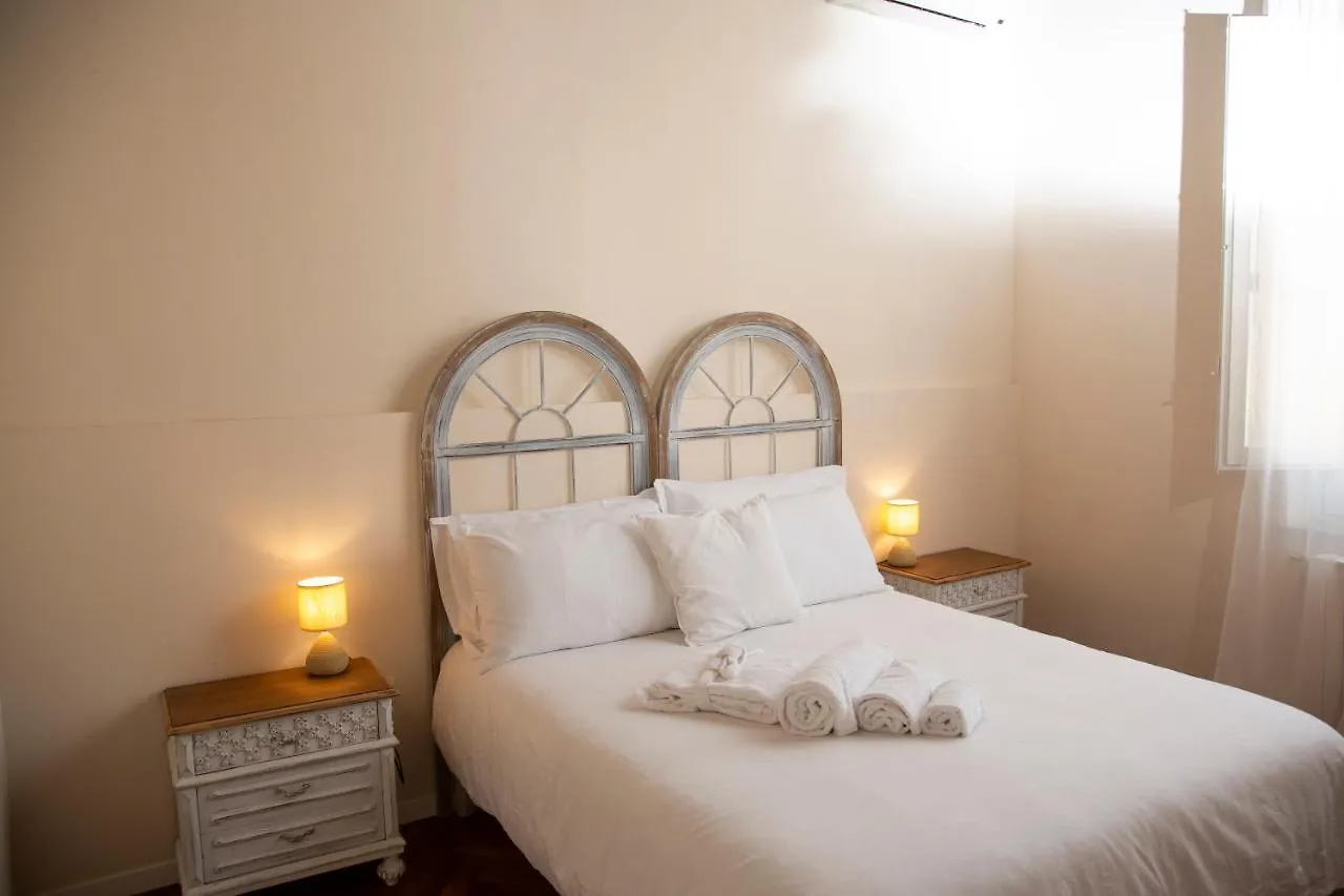 Bed and Breakfast Dimora Sinibaldi à Palerme Italie