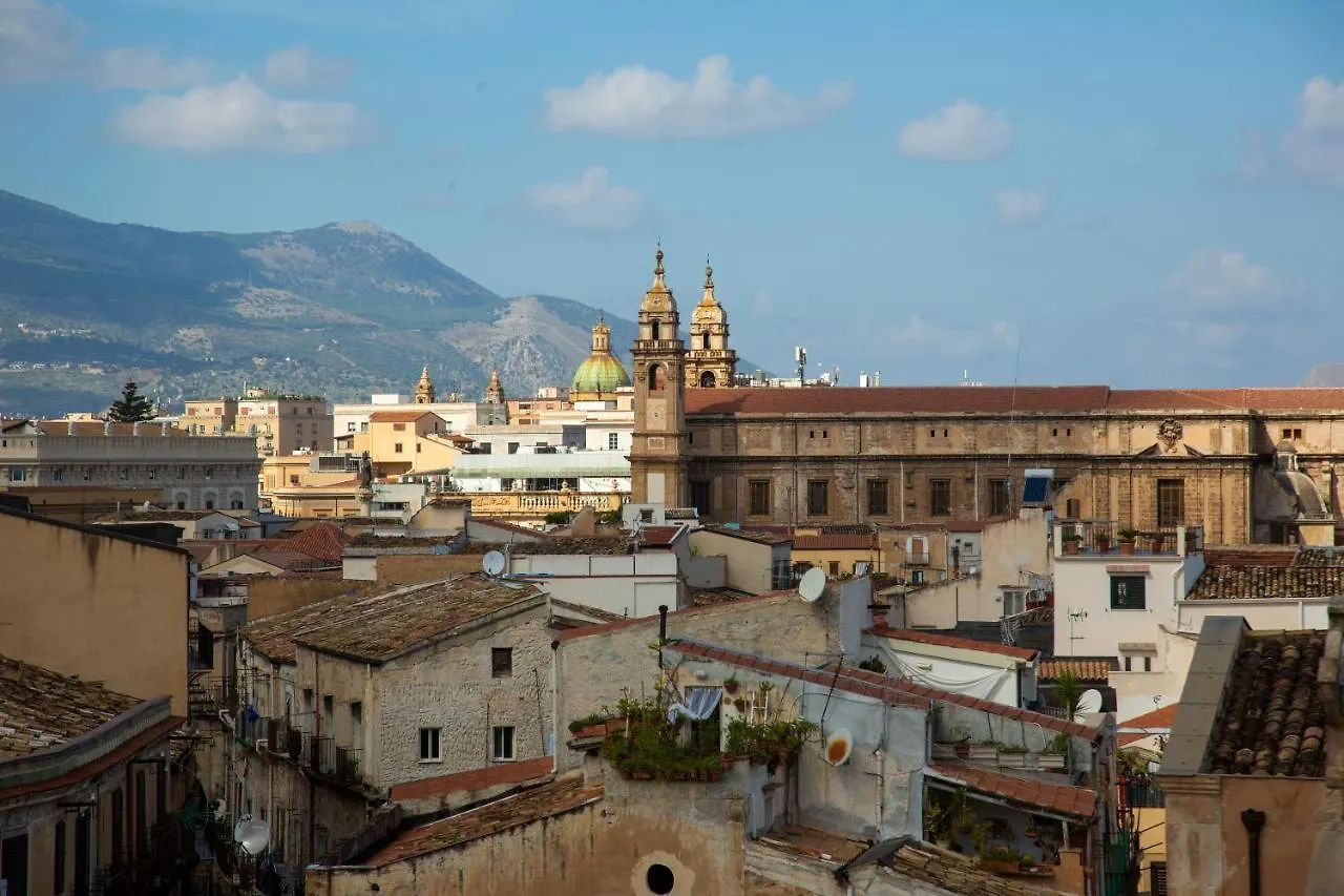 Dimora Sinibaldi Bed & Breakfast Palermo Italy
